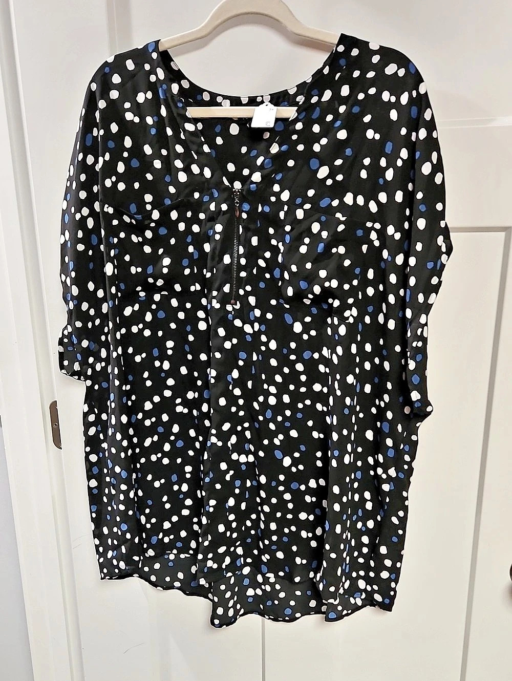 Torrid Black Polka Dot Zip-Front Blouse Black & Blue Size 3X